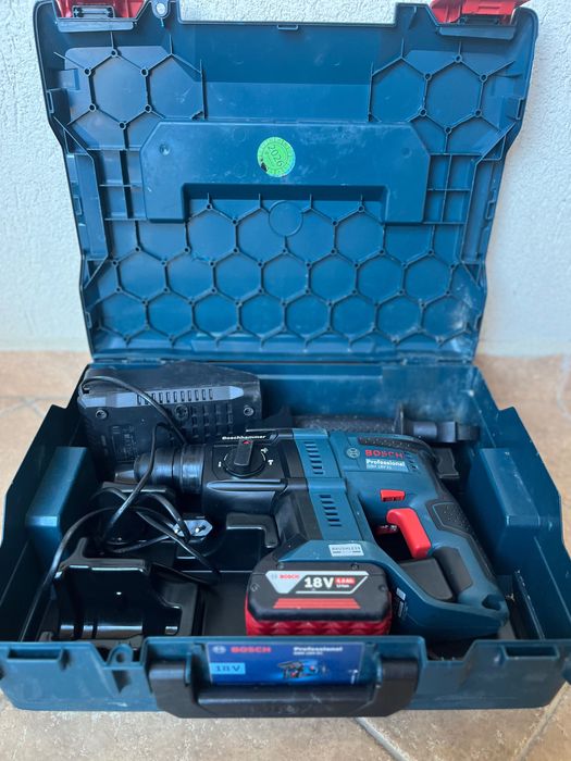 Scule Bosch/ Makita pe acumulator