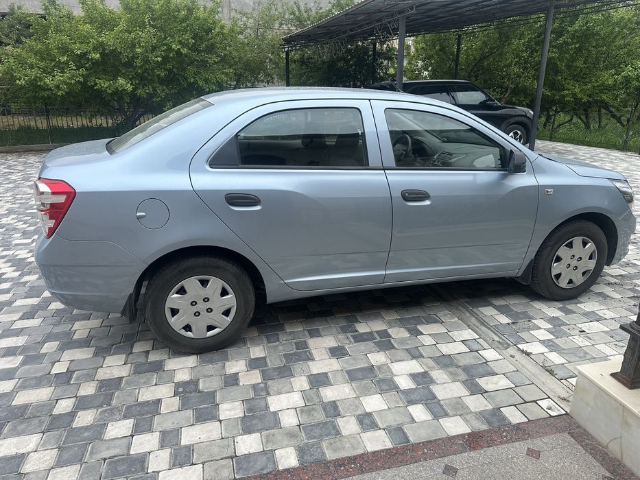 Chevrolet cobalt 2015