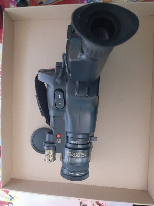 Camera de filmat sharp