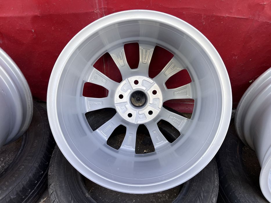 17” 5x120 8j ET49 65.1 Оригинални Aлуминиеви джанти Volkswagen Amarok.