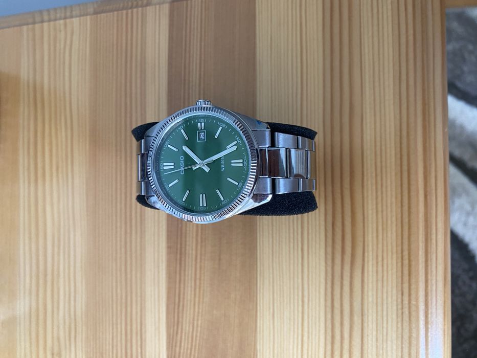 Часовник Casio Нов