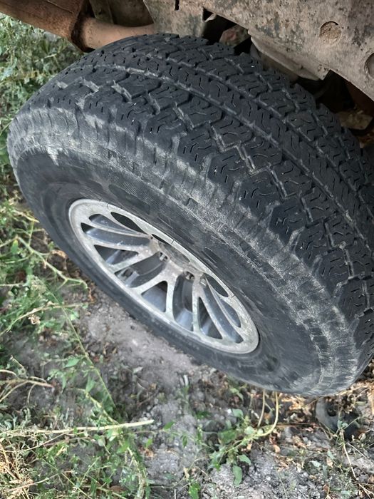 Продавам гуми с джанти