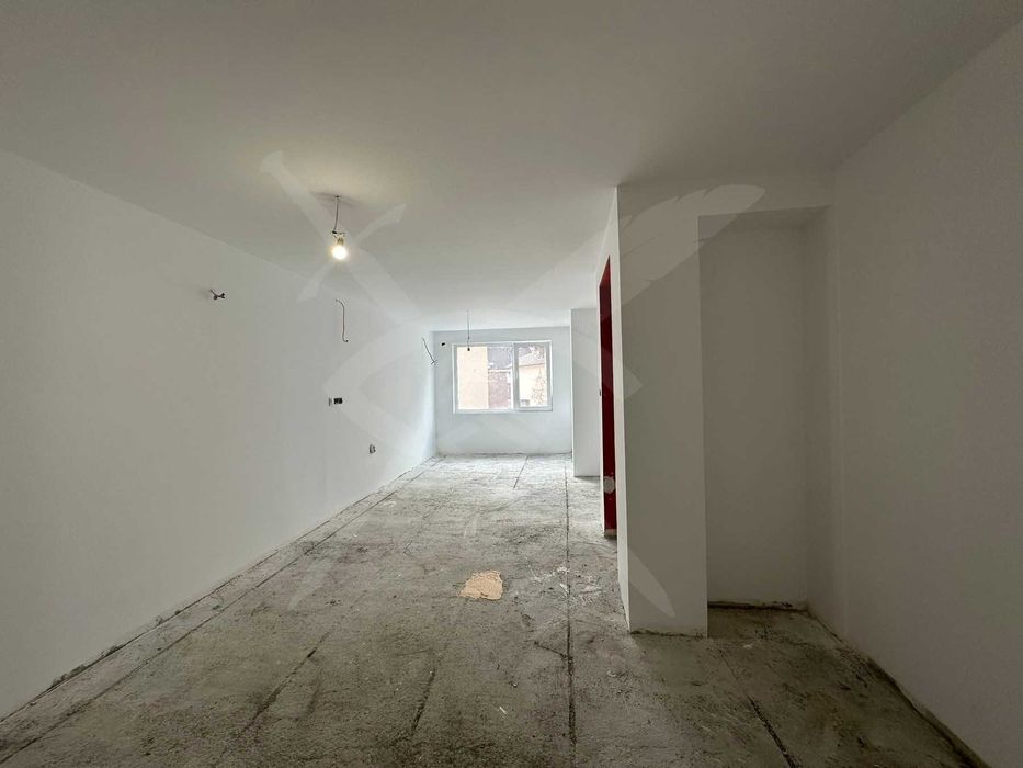 Продава се Двустаен апартамент в Пловдив, Център - 70 кв.м за 2272 €/кв.м - Снимка #6