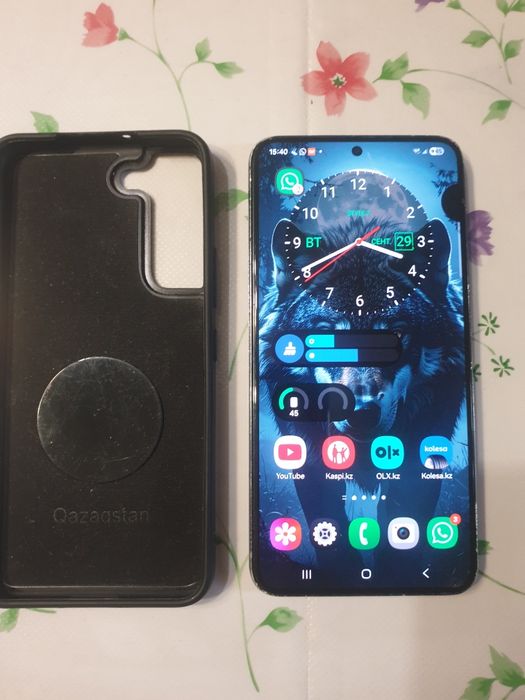 Samsung  S 22   5G   8/128гб