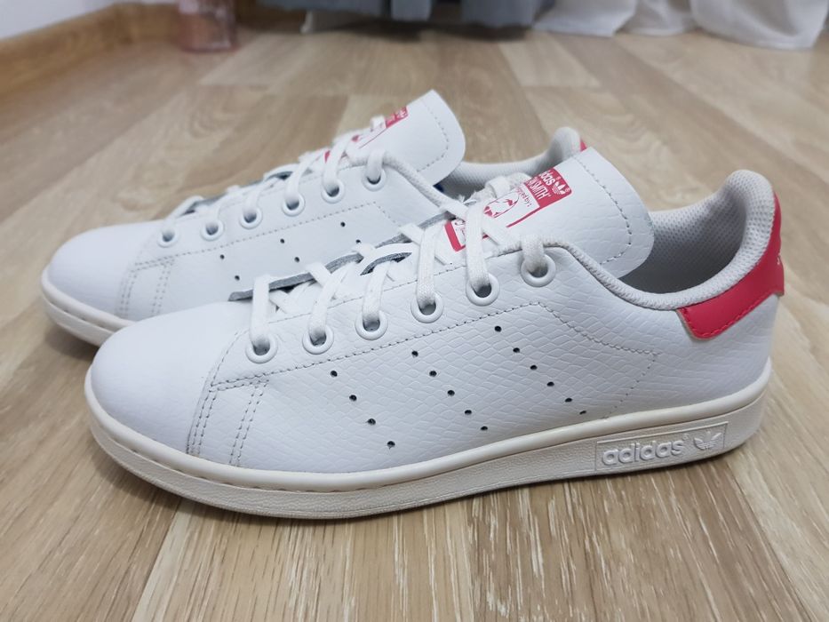 Adidași Adidas mărimea 37 nike