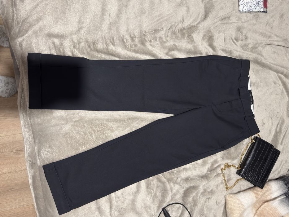 Дамски панталони zara