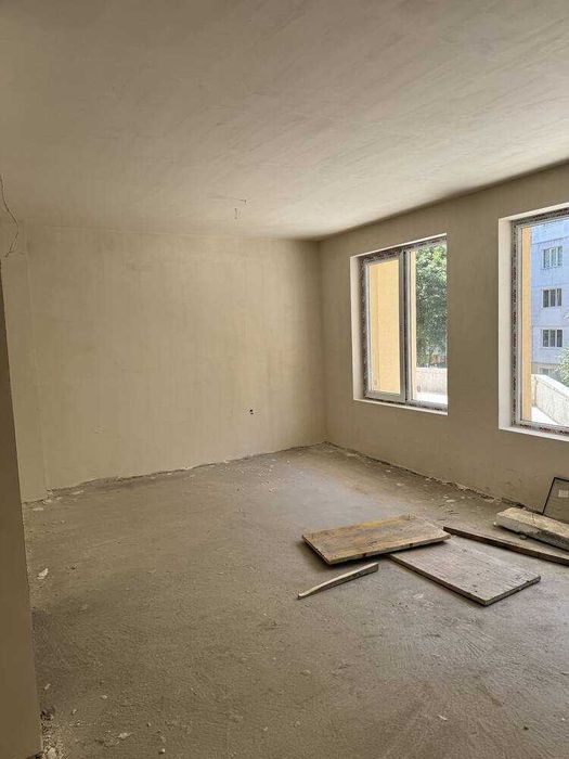 Продава се Тристаен апартамент в Бургас, Меден рудник - зона А - 125 кв.м за 1096 €/кв.м - Снимка #1