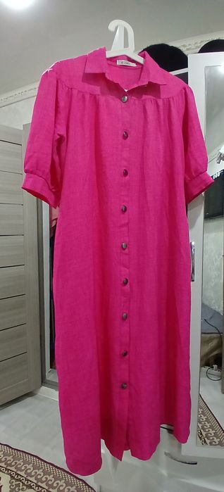 Продам платья новые