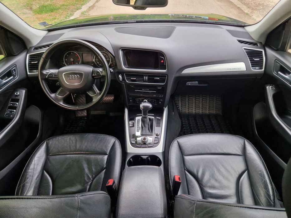 Audi Q5 sline 2.0 TDI