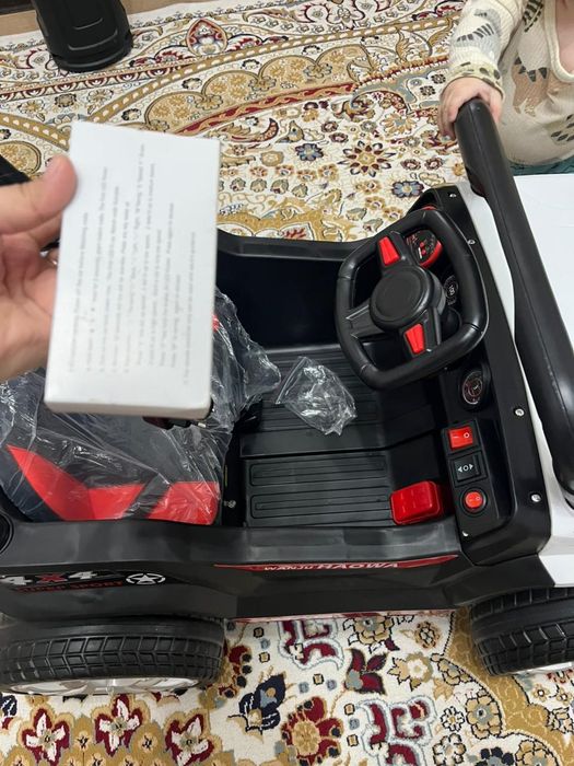 Машина на пульте