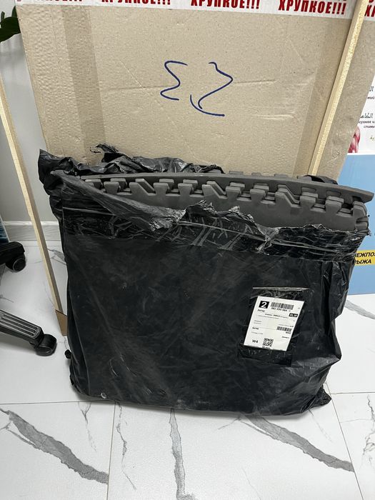 Маты, черные спортивные