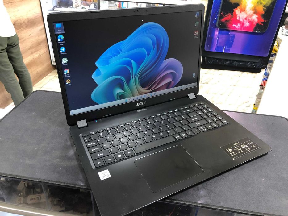 Ноутбук для работы и учёбы в отличном состоянии Acer Aspire 3