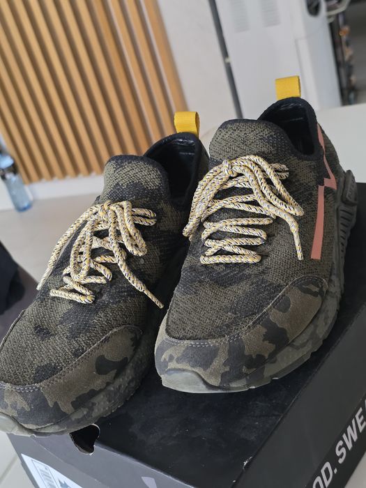 DIESEL 42 - мъжки камуфлажни спортни обувки  в отлично състояние