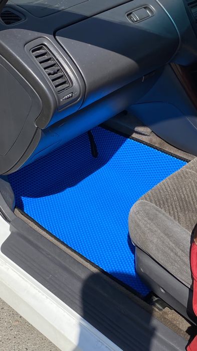 Коврики ева, Ева Полики