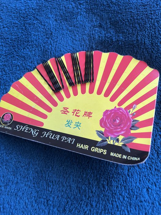 Шпильки и заколки, накидка