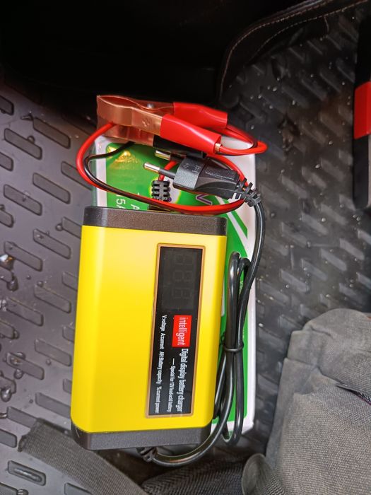 Зарядка для аккумулятора