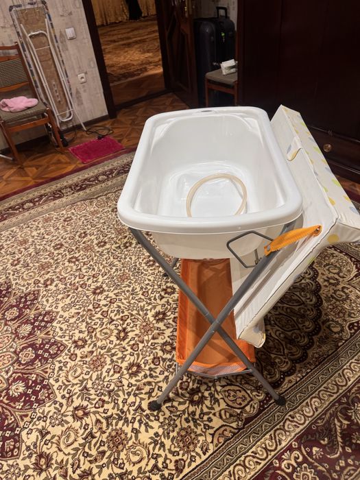Пеленальный столик + ванна