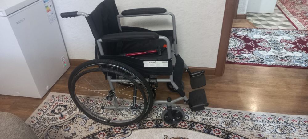 Продам коляску инвалидную новую