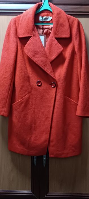 Сотаман пальто ва кожаный пиджак