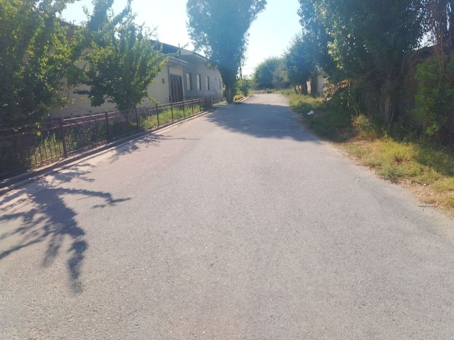 Fozilov Voyen chast yonida, o'zimizzi uy sotiladi