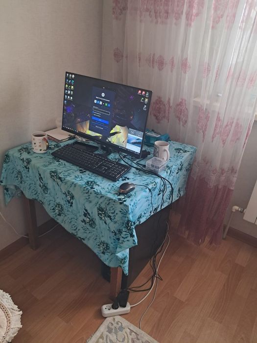 Стол офисный 1×1.5