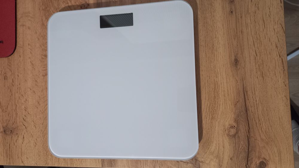 Продам новые напольные весы