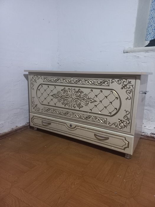 Продам сандық в хорошем состоянии