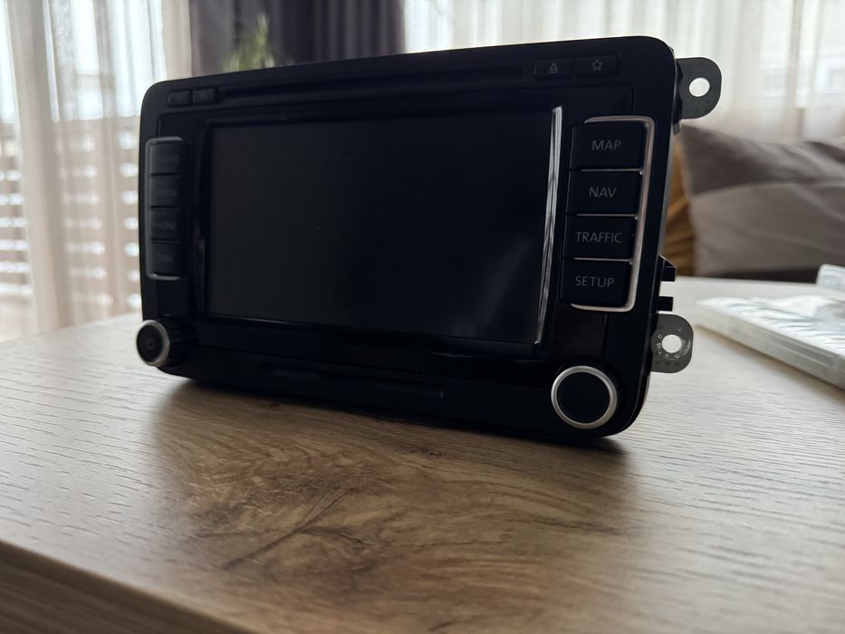 Оргинална навигация от Pasat CC 2011г