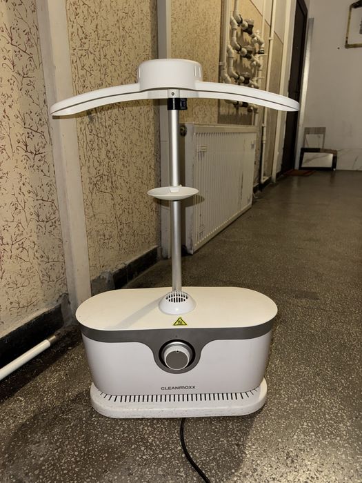 Aparat de calcat vertical cu aburi CLEANmaxx