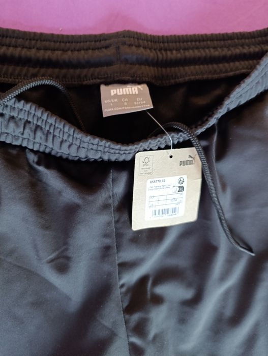 Оригинално долнище Пума, размер Л