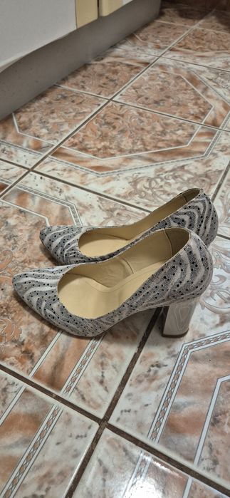 Pantofi dama cu toc gros Milanamar