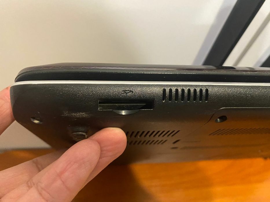 Samsung T8300/диск 750ГБ/OZU 4GB