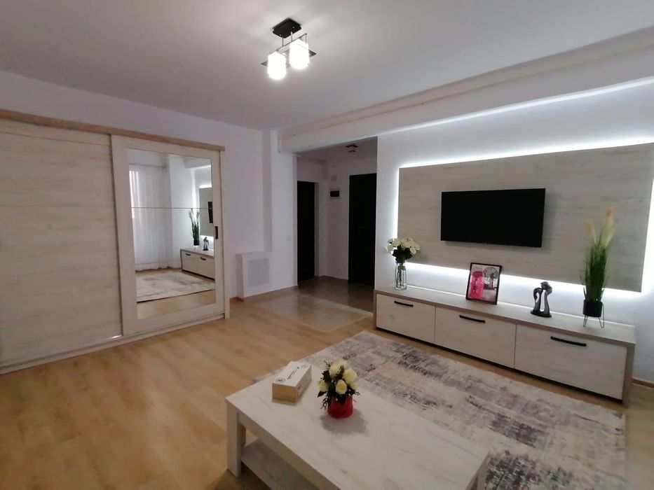 Inchiriez apartament modern 2 camere Militari Residencee