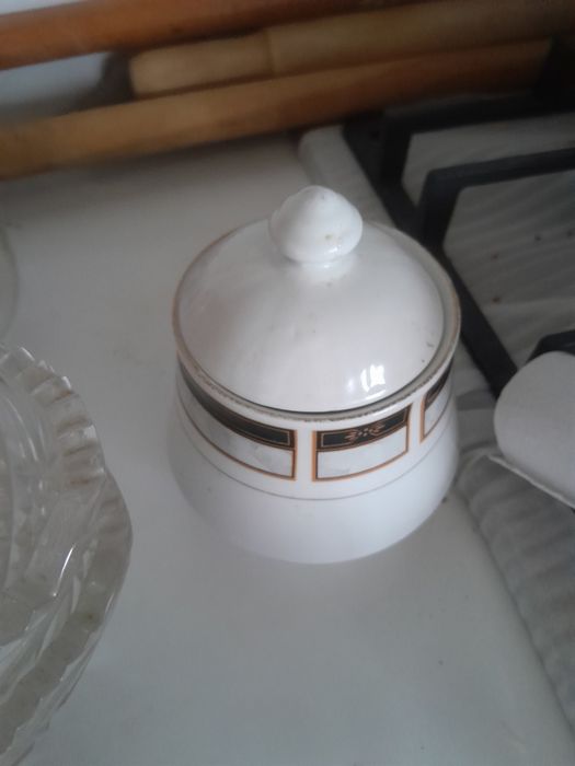 Продам посуду в хорошем качестве