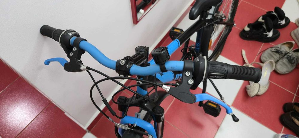 Bicicleta Rockrider ST500 Albastru