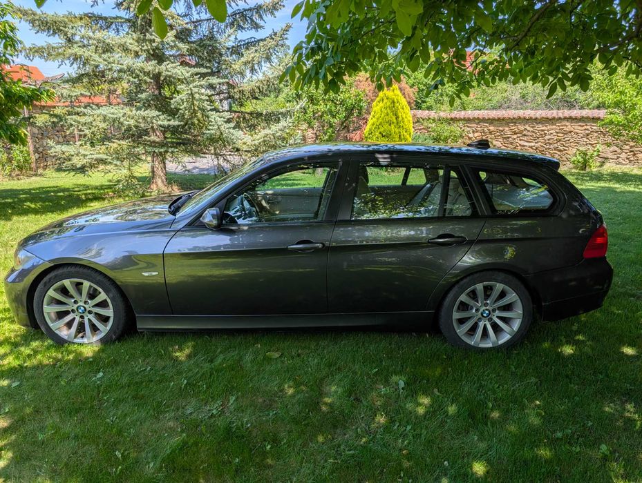 Продавам BMW E91 320D 163hp 2007г