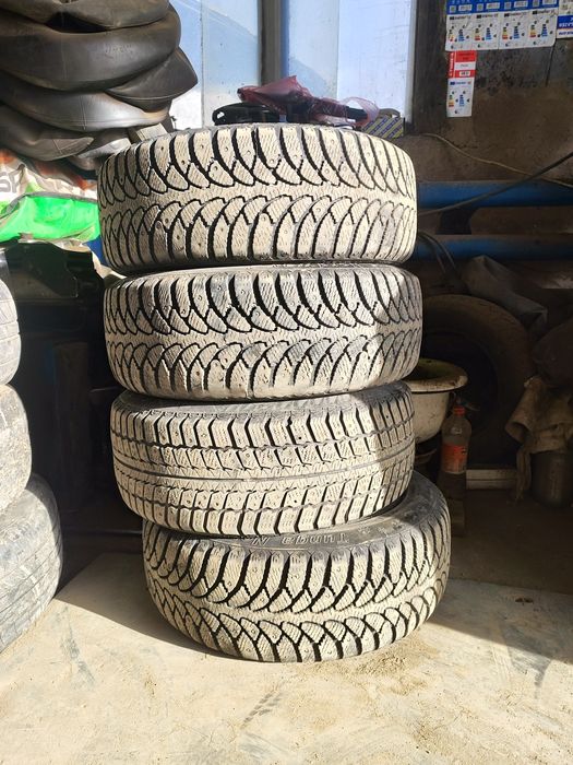 Продам покрышки 205/55/16