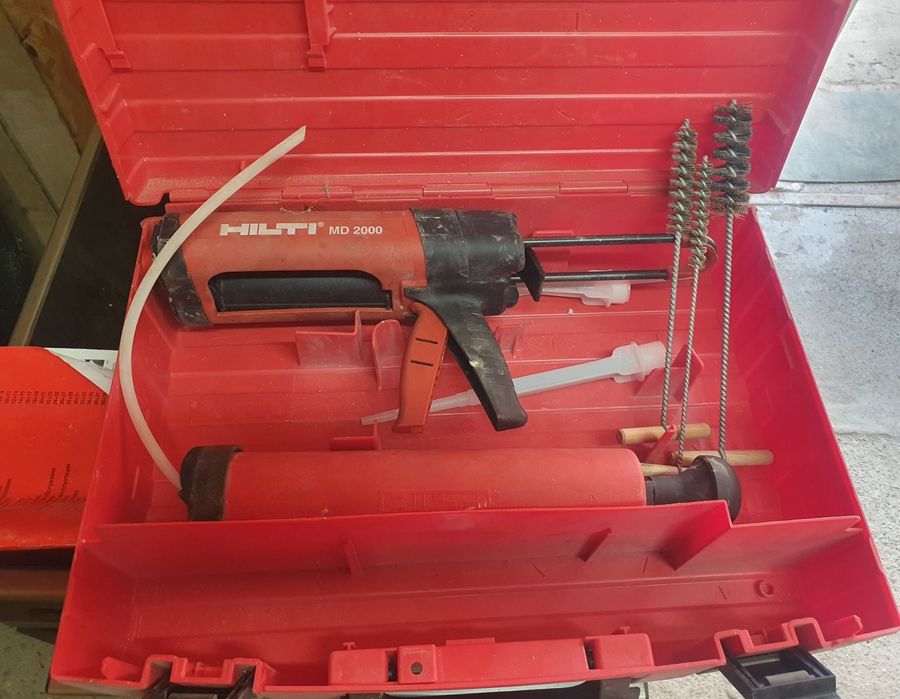 Hilti MD 2000 ръчен дозиращ уред