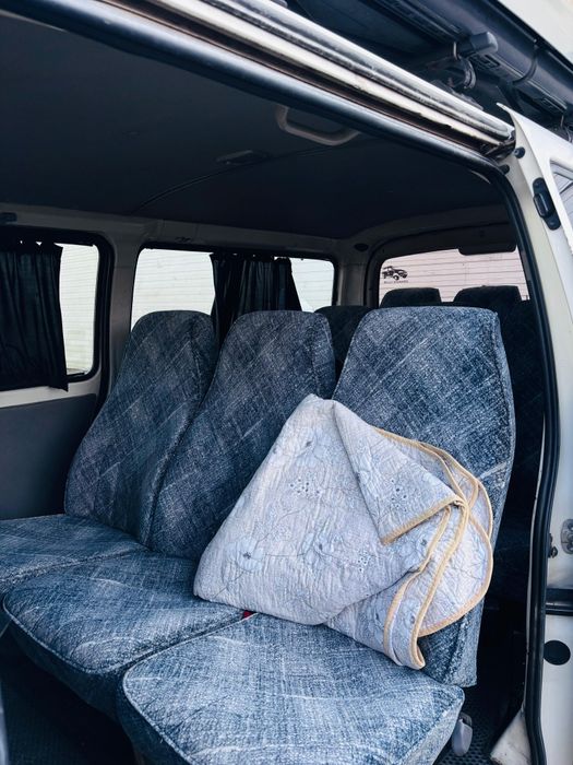 Тойота гранд хайс