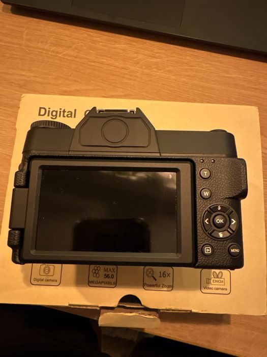 Digital camera 56 megapixels