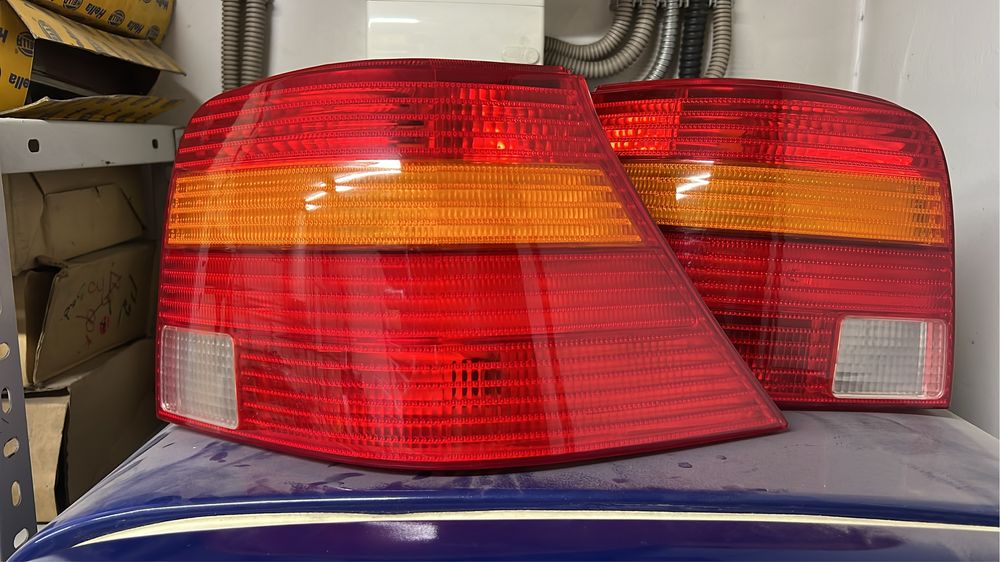 Задние фонари Audi , VW