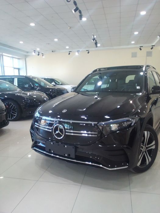 Mercedes Benz EQB 350
