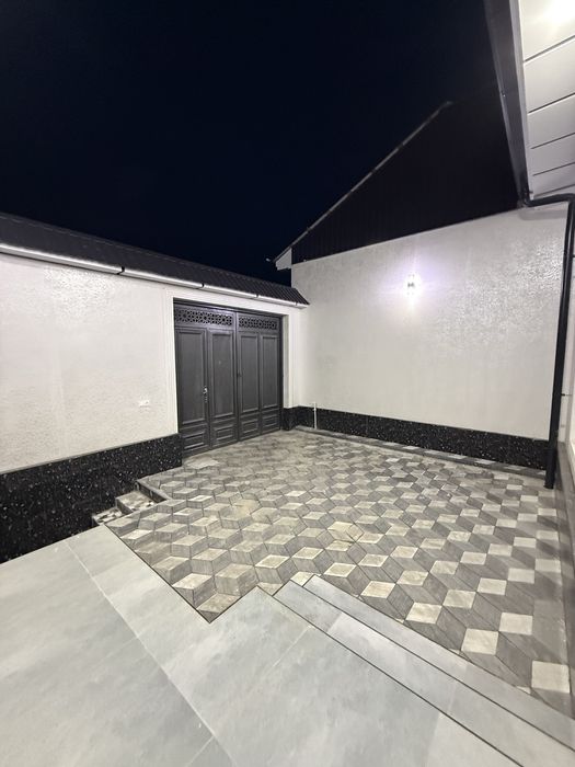 Срочно продаётся 1,5-сотик 5-комн участка в Сергели Ханабад