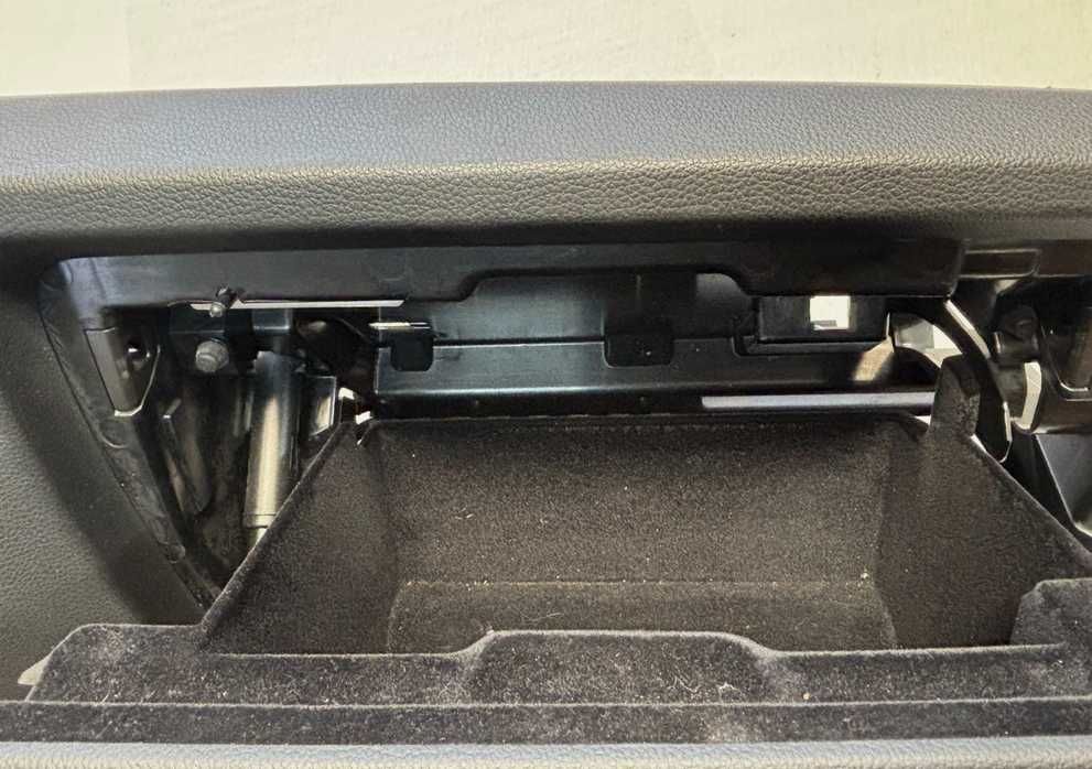 Torpedou torpedo usa BMW E81 E87 LCI Facelift negru original ,complet