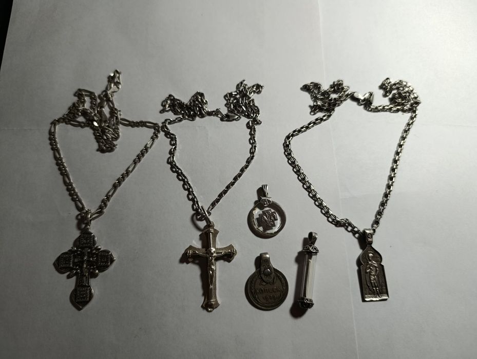 Продам серебро цепочку