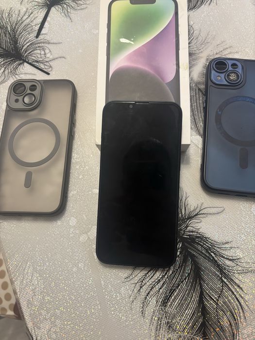 İphone 14 256 GB 84% телефона като нов е без забележки без сменен части