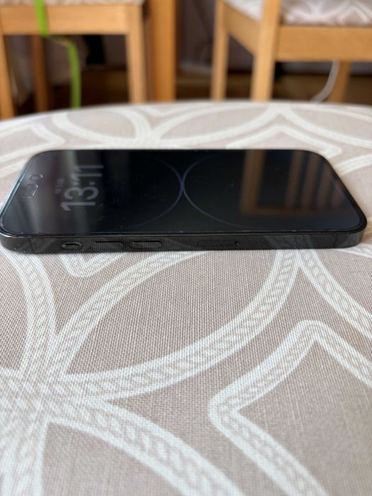 Продавам iPhone 14 Pro, Space Black