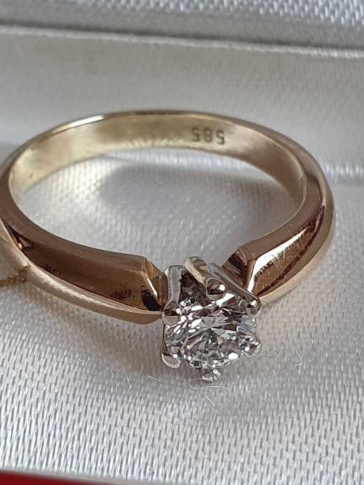 Solitaire logodna cu diamant natural 0,5ct