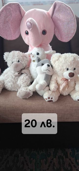 Лот от плюшени играчки