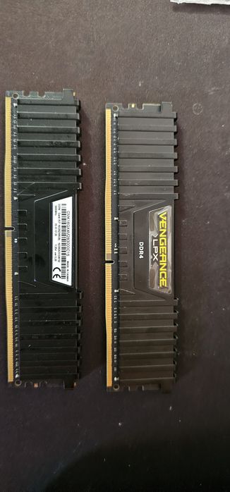 corsair vengeance lpx 3000 second hand si noi de vanzare